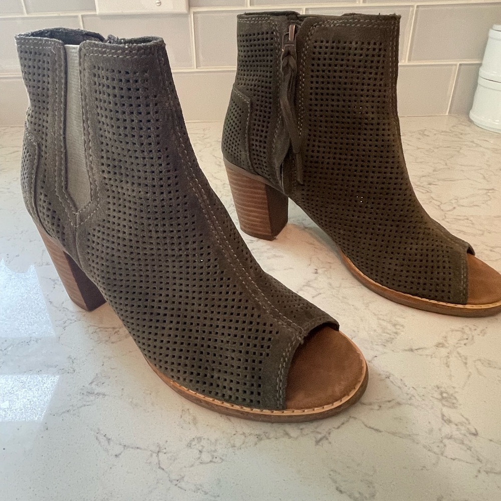 Toms Majorca Peep Toe Ankle Booties - Olive Green